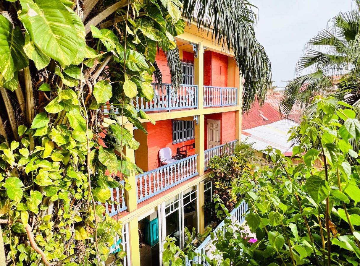 Hotel Casona De La Isla Flores Zewnętrze zdjęcie