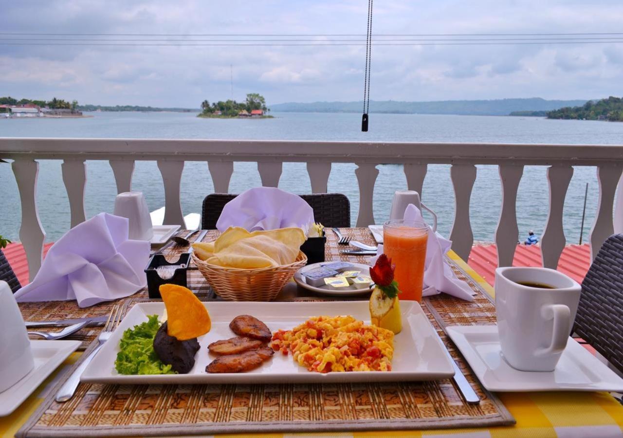 Hotel Casona De La Isla Flores Zewnętrze zdjęcie