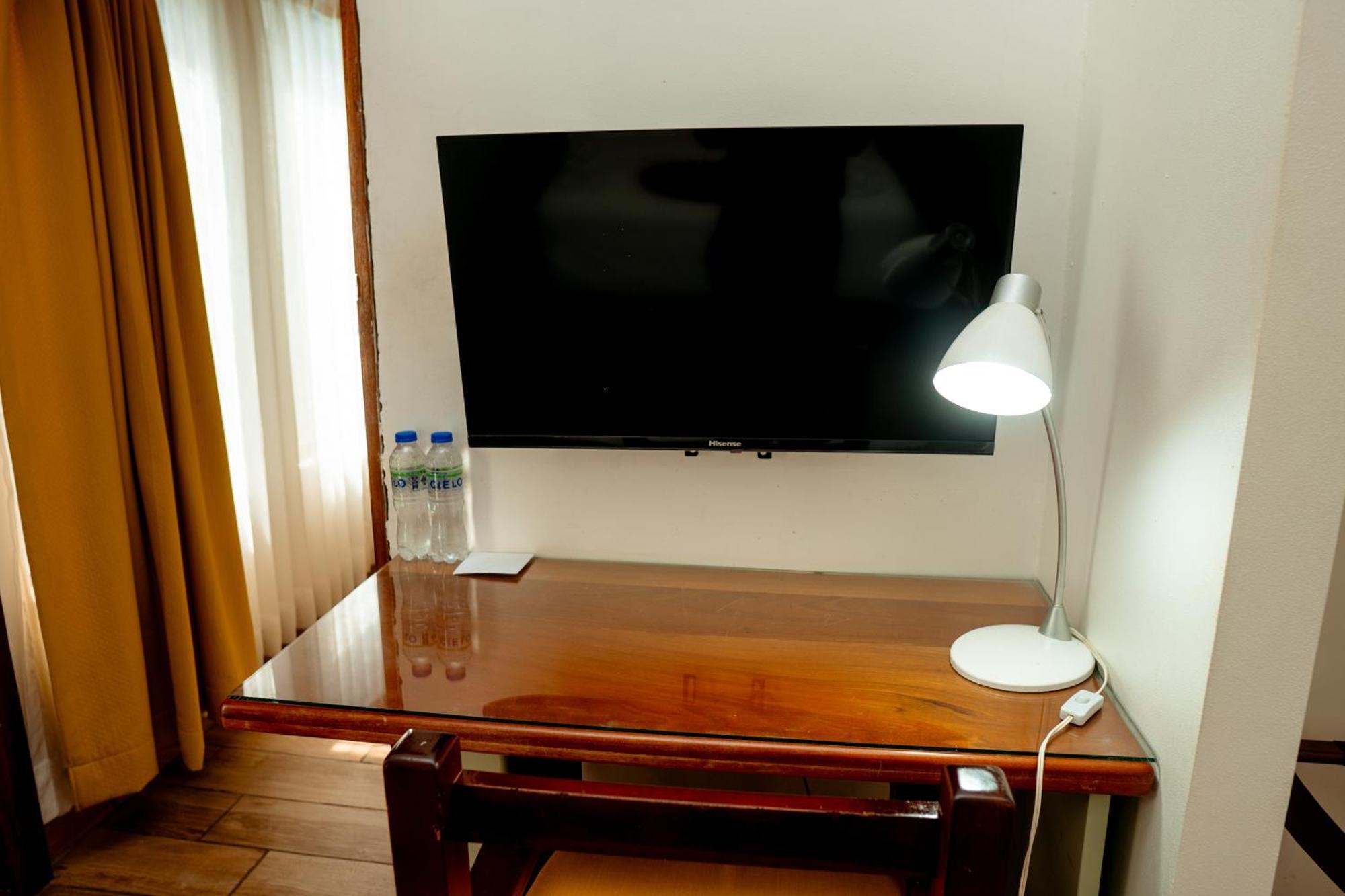 Hotel Casona De La Isla Flores Zewnętrze zdjęcie
