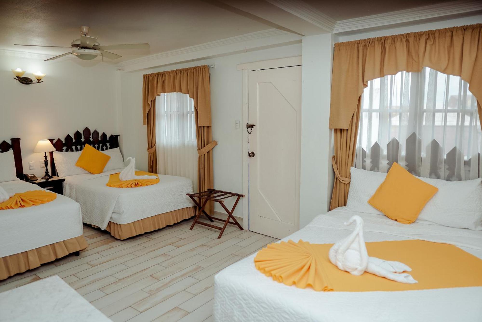 Hotel Casona De La Isla Flores Zewnętrze zdjęcie