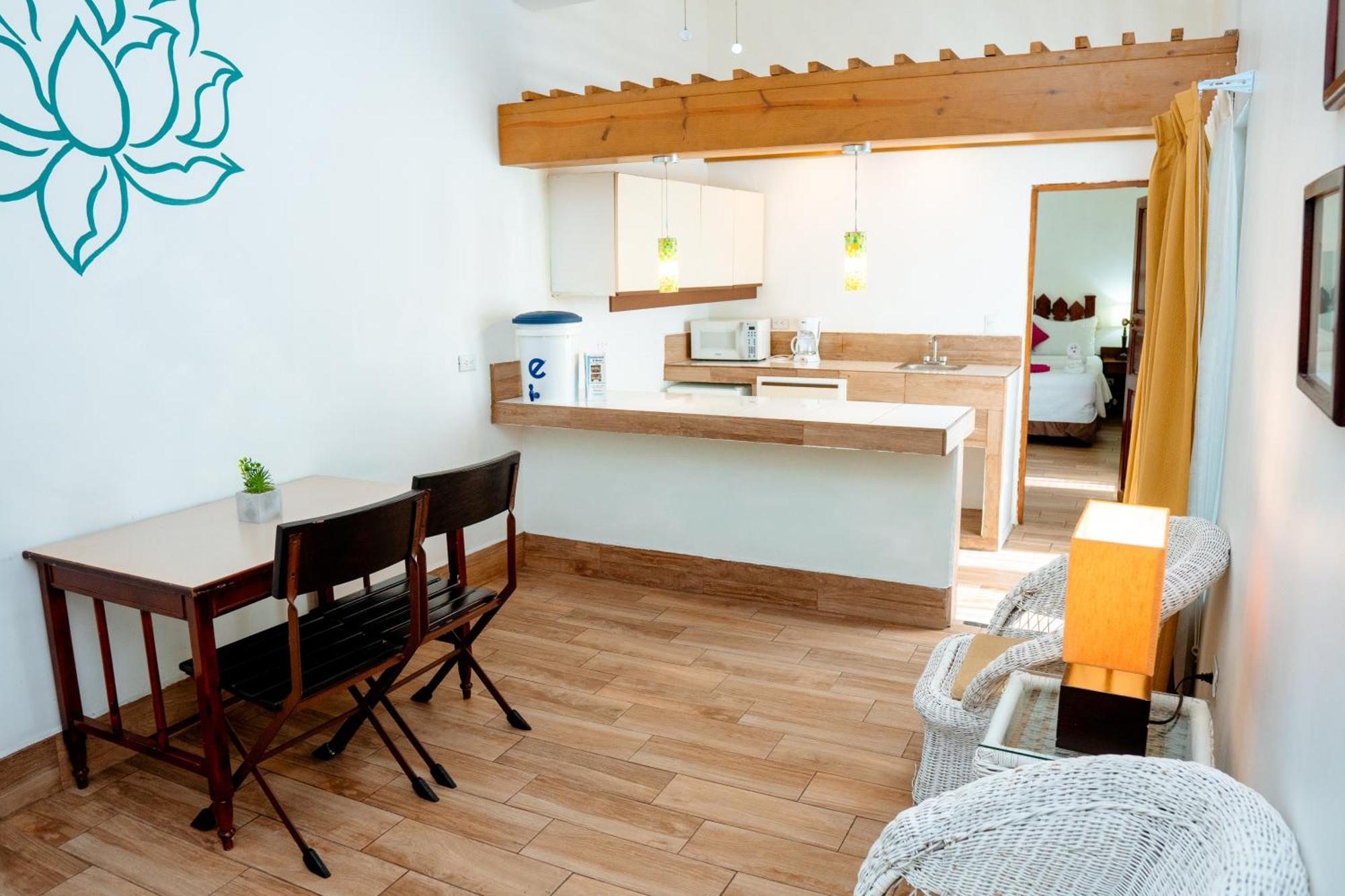 Hotel Casona De La Isla Flores Zewnętrze zdjęcie