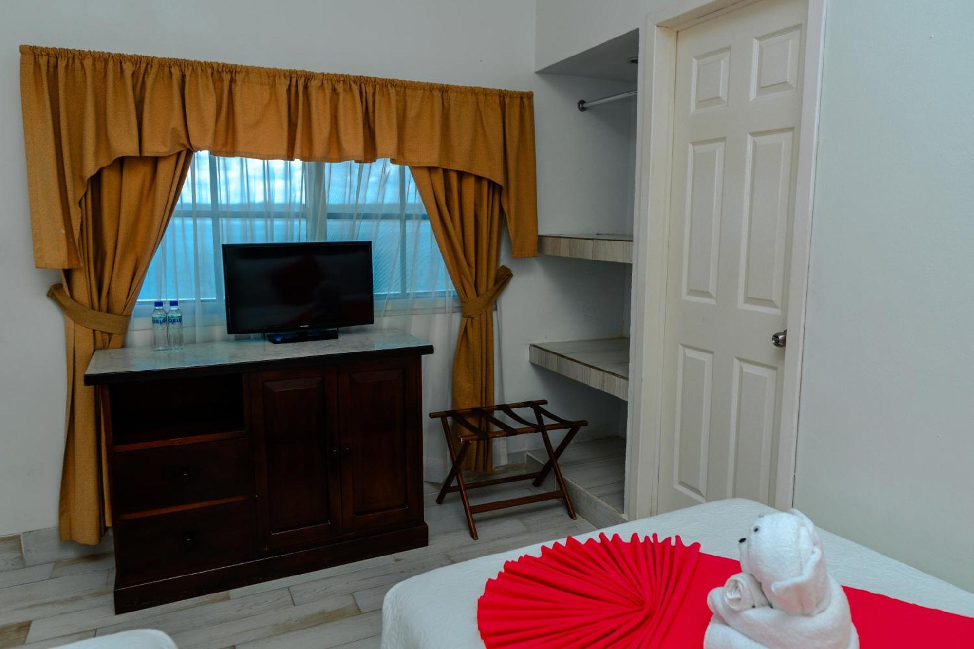 Hotel Casona De La Isla Flores Zewnętrze zdjęcie