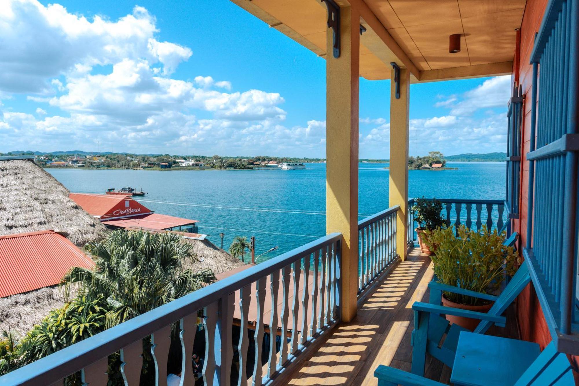 Hotel Casona De La Isla Flores Zewnętrze zdjęcie