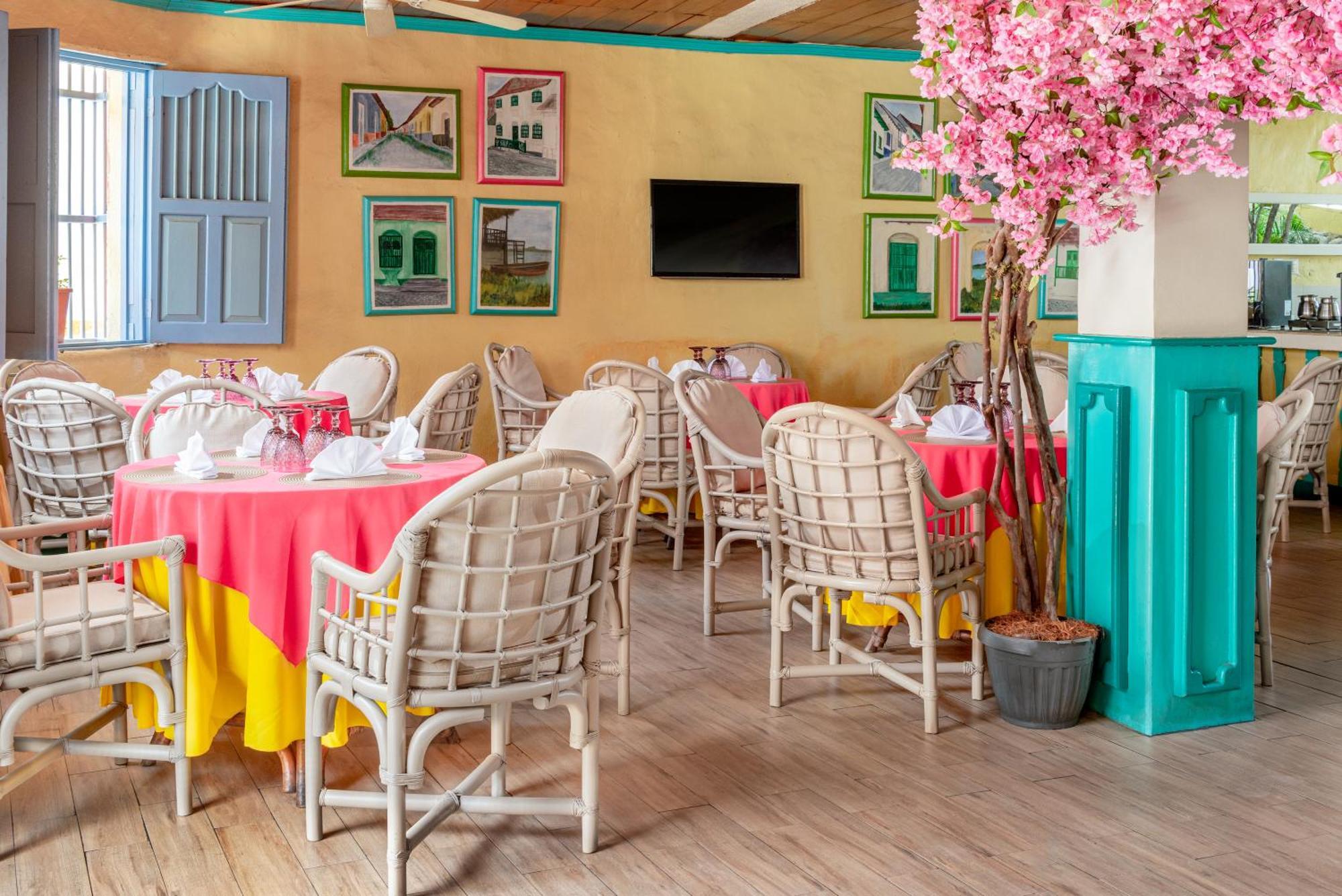 Hotel Casona De La Isla Flores Zewnętrze zdjęcie