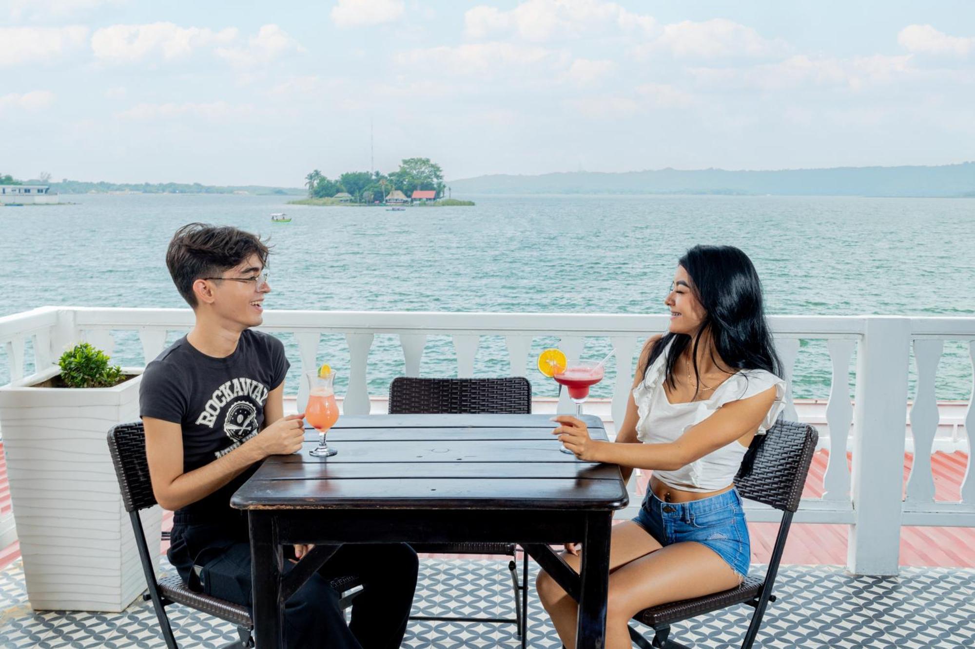 Hotel Casona De La Isla Flores Zewnętrze zdjęcie